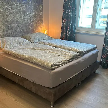 Ignaz 28 Apartment#1 *