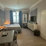 Ignaz 28 Apartment#1 *